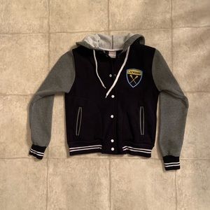Adult size M MVSport lacrosse jacket. EUC